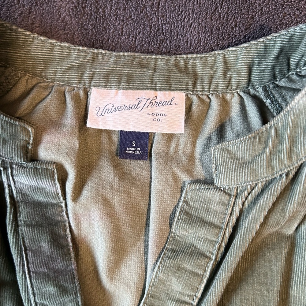 Universal Thread Olive Button-Up Top - image 2